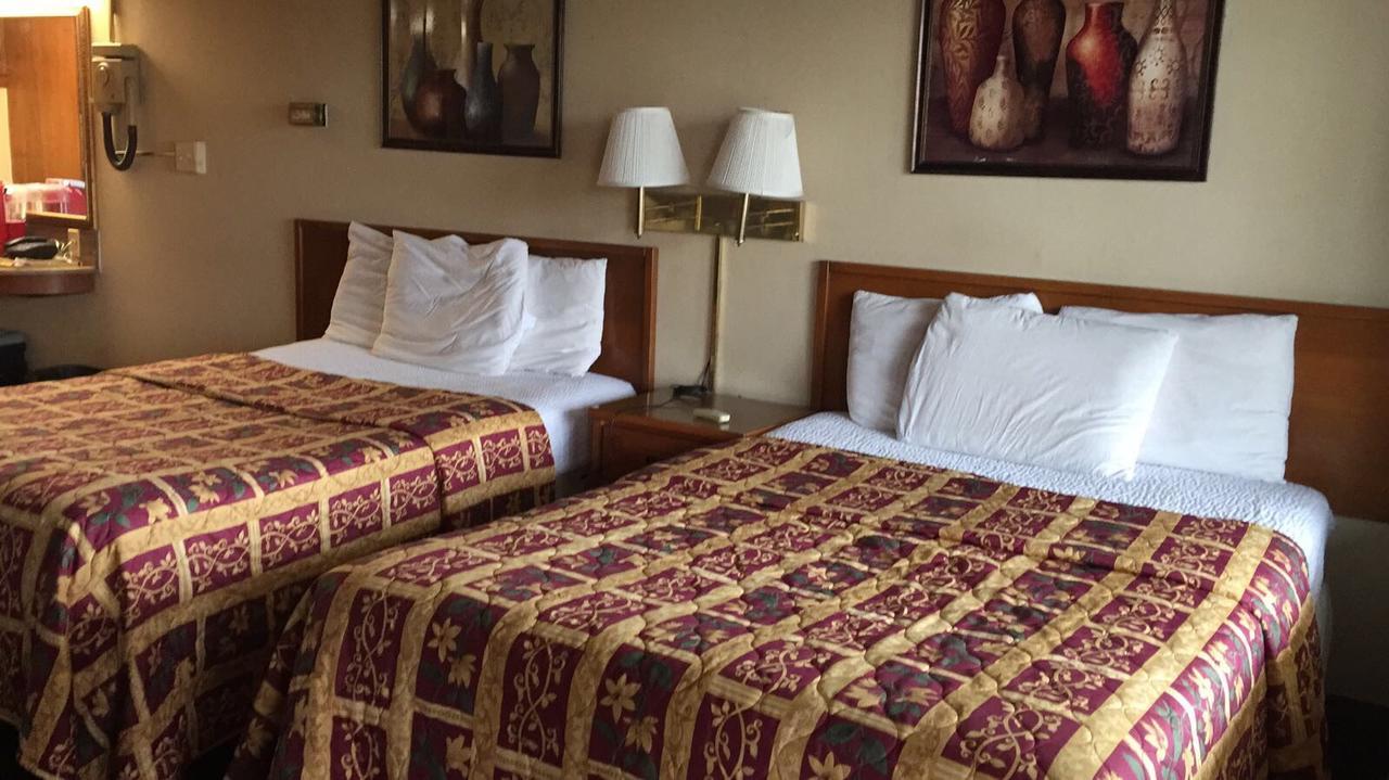 Marysville Clair Inn מראה חיצוני תמונה